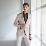 mężczyzna elegancko ubrany w marce BORGIO